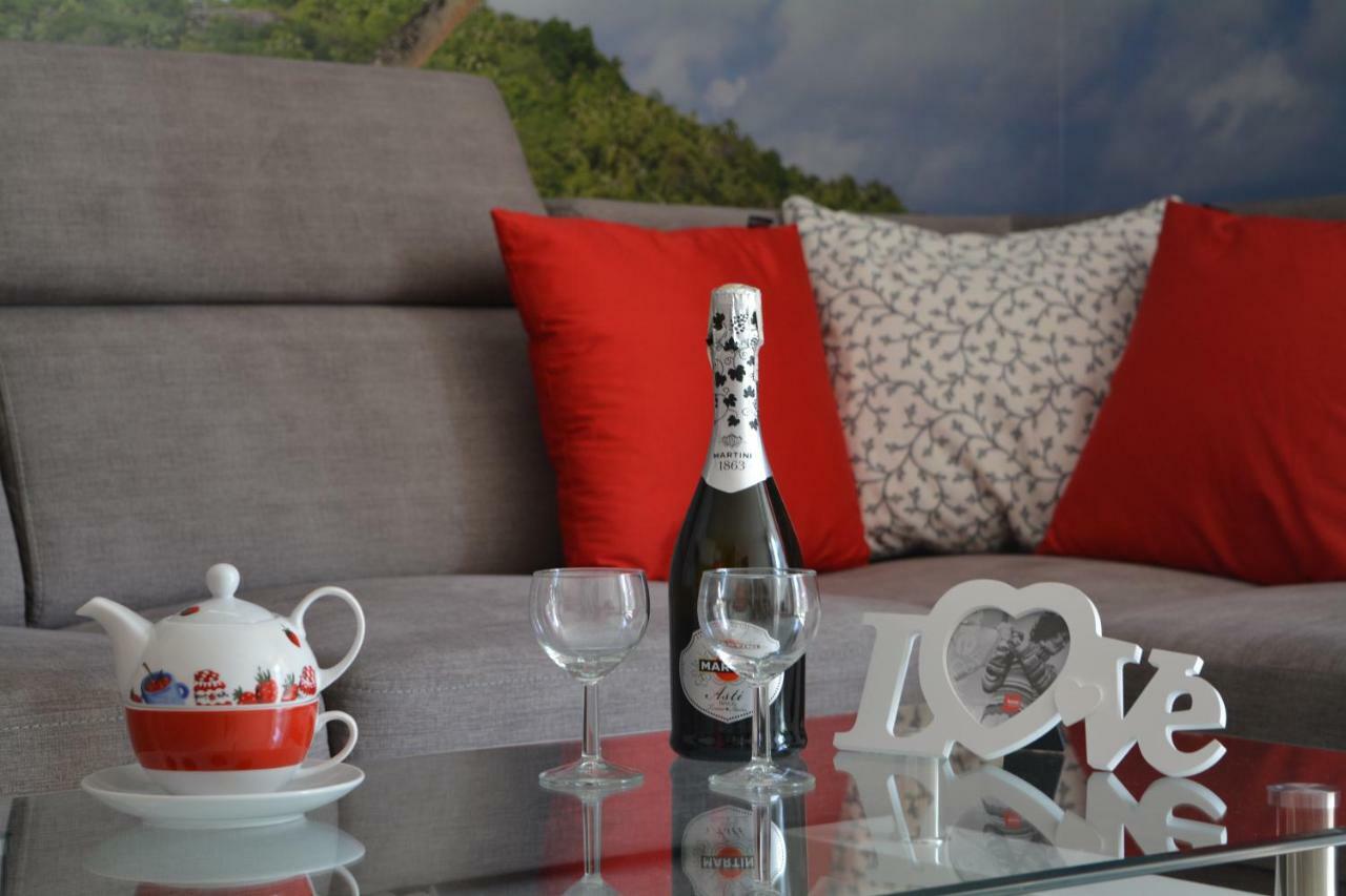 Apartament Ibiza Przy Plazy Rewal Exteriér fotografie